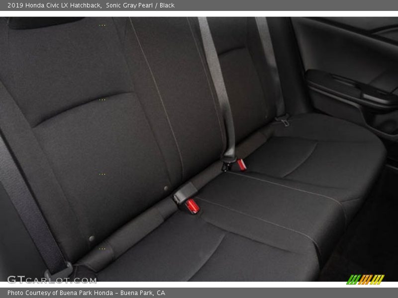 Sonic Gray Pearl / Black 2019 Honda Civic LX Hatchback