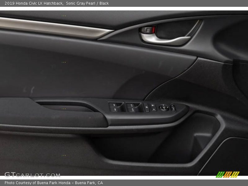 Sonic Gray Pearl / Black 2019 Honda Civic LX Hatchback