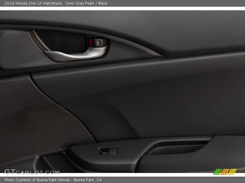 Sonic Gray Pearl / Black 2019 Honda Civic LX Hatchback