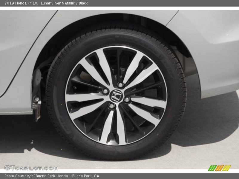 Lunar Silver Metallic / Black 2019 Honda Fit EX