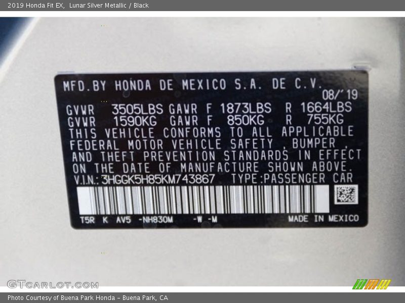 Lunar Silver Metallic / Black 2019 Honda Fit EX