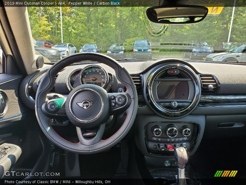 Pepper White / Carbon Black 2019 Mini Clubman Cooper S All4
