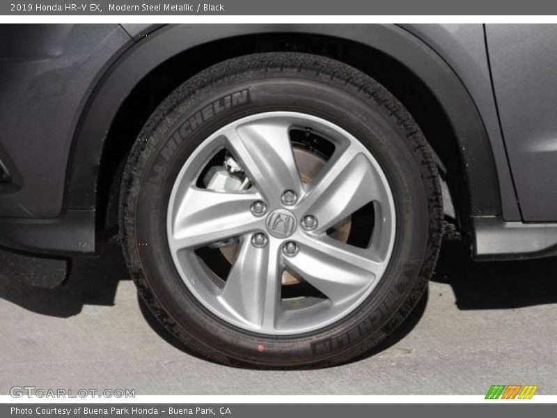 Modern Steel Metallic / Black 2019 Honda HR-V EX