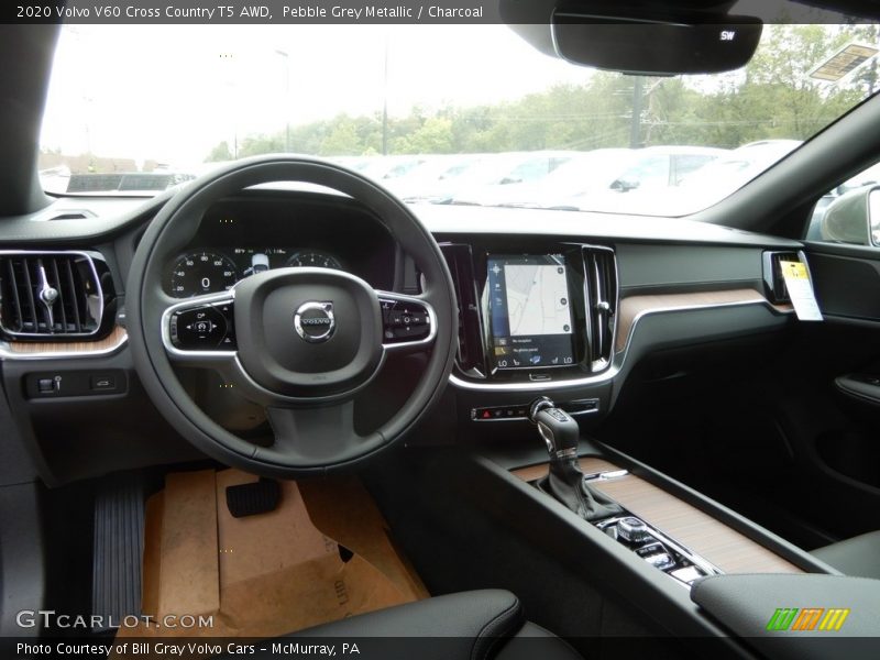 Dashboard of 2020 V60 Cross Country T5 AWD