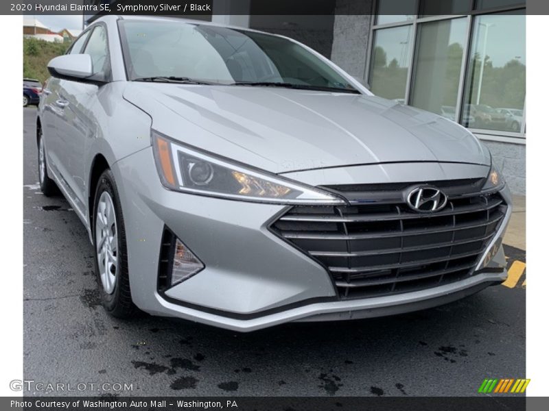 Symphony Silver / Black 2020 Hyundai Elantra SE