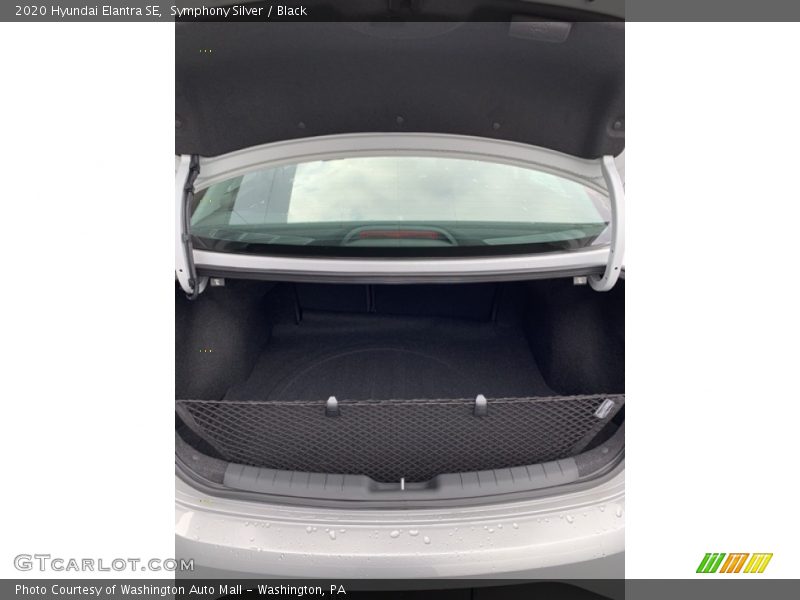  2020 Elantra SE Trunk
