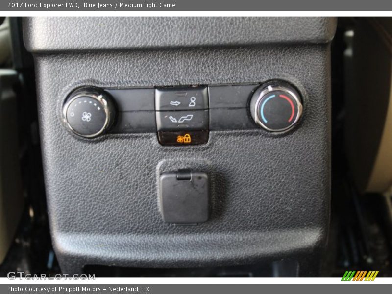 Blue Jeans / Medium Light Camel 2017 Ford Explorer FWD