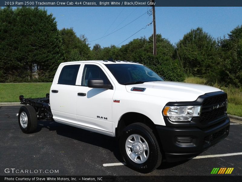 Bright White / Black/Diesel Gray 2019 Ram 2500 Tradesman Crew Cab 4x4 Chassis