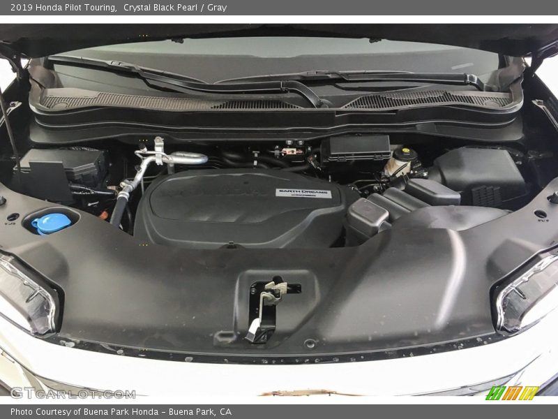 Crystal Black Pearl / Gray 2019 Honda Pilot Touring