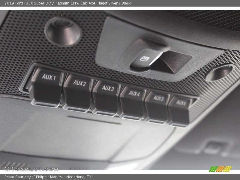 Ingot Silver / Black 2019 Ford F350 Super Duty Platinum Crew Cab 4x4