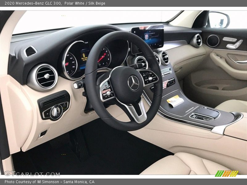 Polar White / Silk Beige 2020 Mercedes-Benz GLC 300