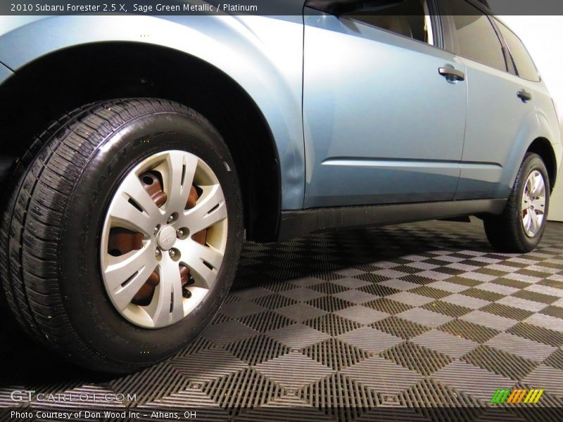 Sage Green Metallic / Platinum 2010 Subaru Forester 2.5 X