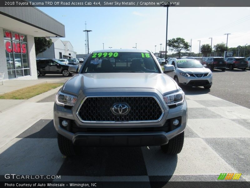 Silver Sky Metallic / Graphite w/Gun Metal 2018 Toyota Tacoma TRD Off Road Access Cab 4x4