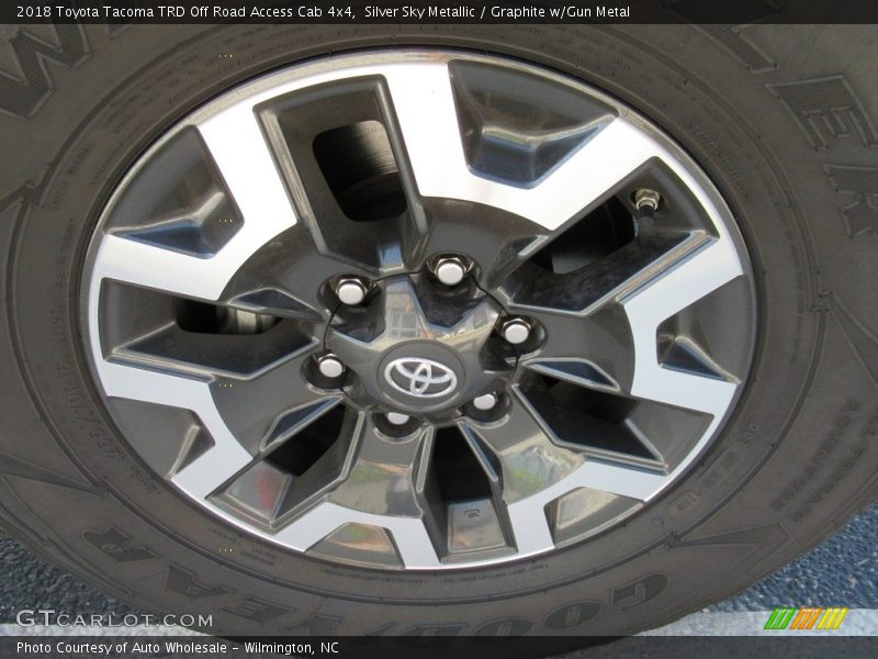 Silver Sky Metallic / Graphite w/Gun Metal 2018 Toyota Tacoma TRD Off Road Access Cab 4x4