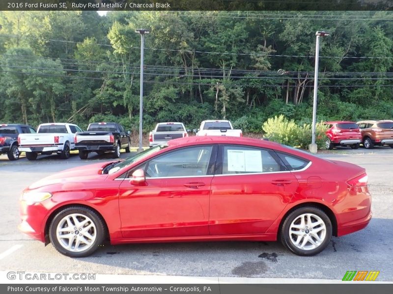 Ruby Red Metallic / Charcoal Black 2016 Ford Fusion SE