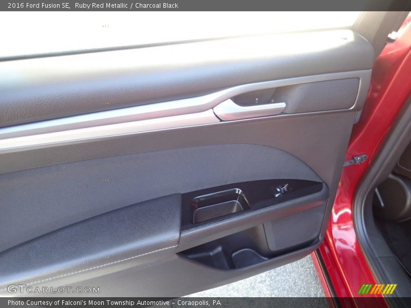 Ruby Red Metallic / Charcoal Black 2016 Ford Fusion SE
