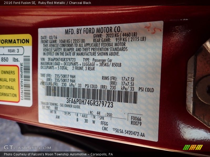 Ruby Red Metallic / Charcoal Black 2016 Ford Fusion SE