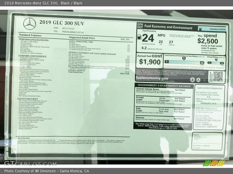 Black / Black 2019 Mercedes-Benz GLC 300
