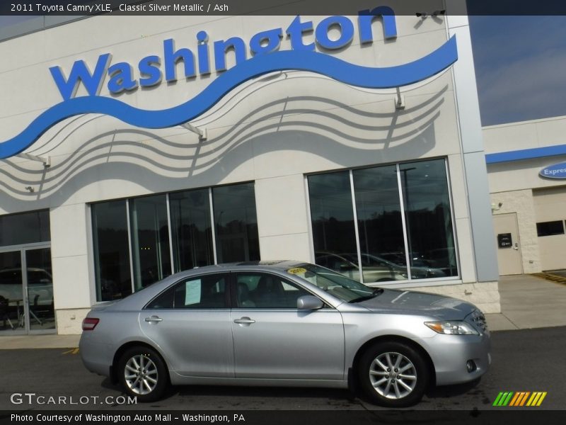 Classic Silver Metallic / Ash 2011 Toyota Camry XLE