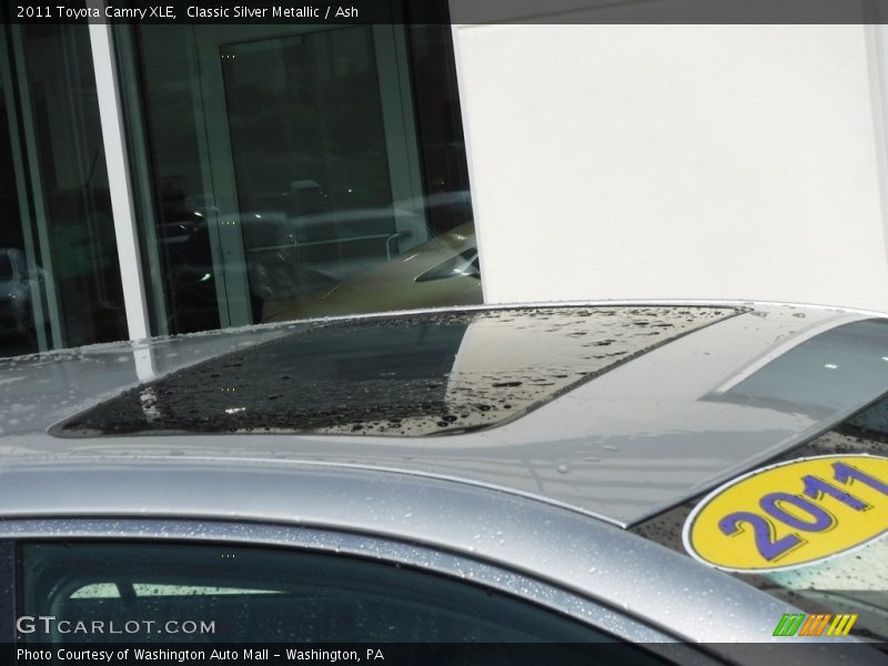 Classic Silver Metallic / Ash 2011 Toyota Camry XLE