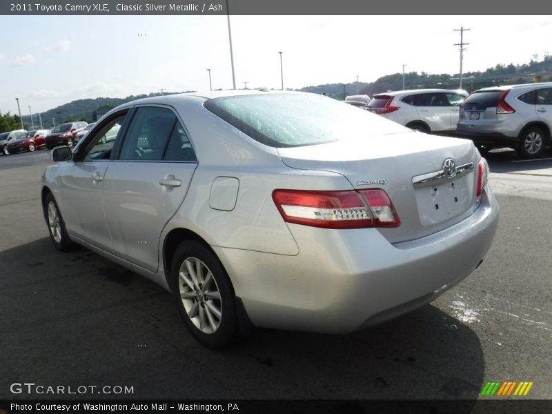 Classic Silver Metallic / Ash 2011 Toyota Camry XLE