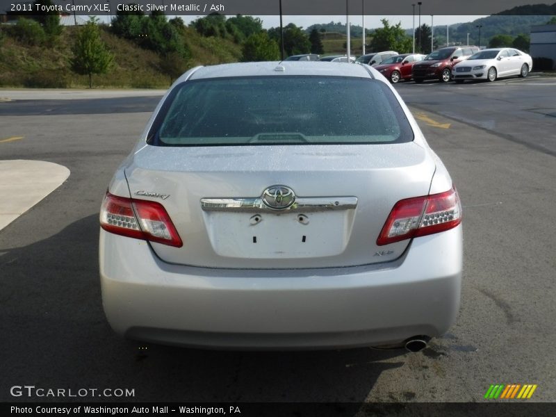 Classic Silver Metallic / Ash 2011 Toyota Camry XLE