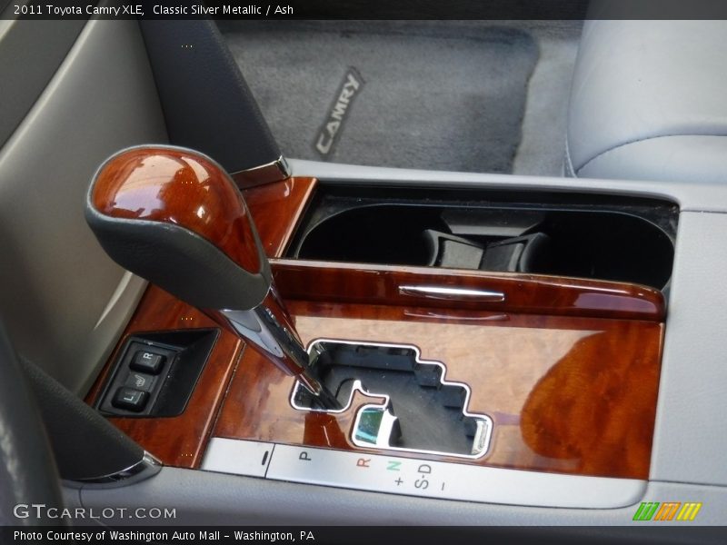 Classic Silver Metallic / Ash 2011 Toyota Camry XLE