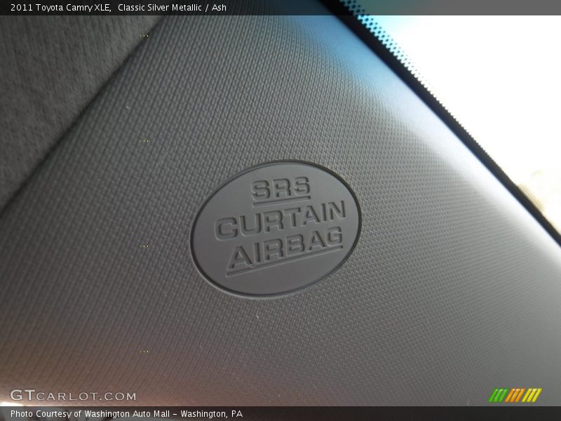 Classic Silver Metallic / Ash 2011 Toyota Camry XLE