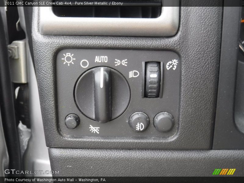 Pure Silver Metallic / Ebony 2011 GMC Canyon SLE Crew Cab 4x4