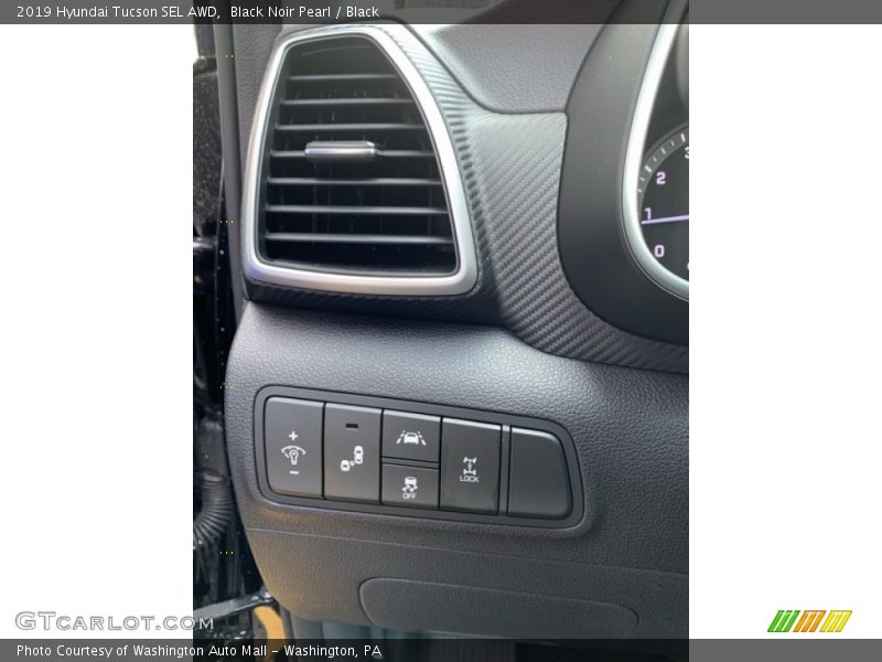 Black Noir Pearl / Black 2019 Hyundai Tucson SEL AWD