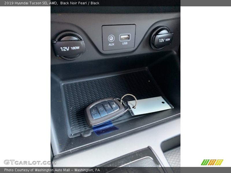 Black Noir Pearl / Black 2019 Hyundai Tucson SEL AWD