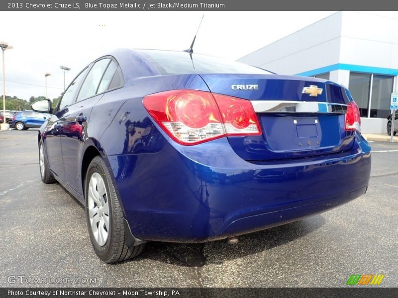 Blue Topaz Metallic / Jet Black/Medium Titanium 2013 Chevrolet Cruze LS