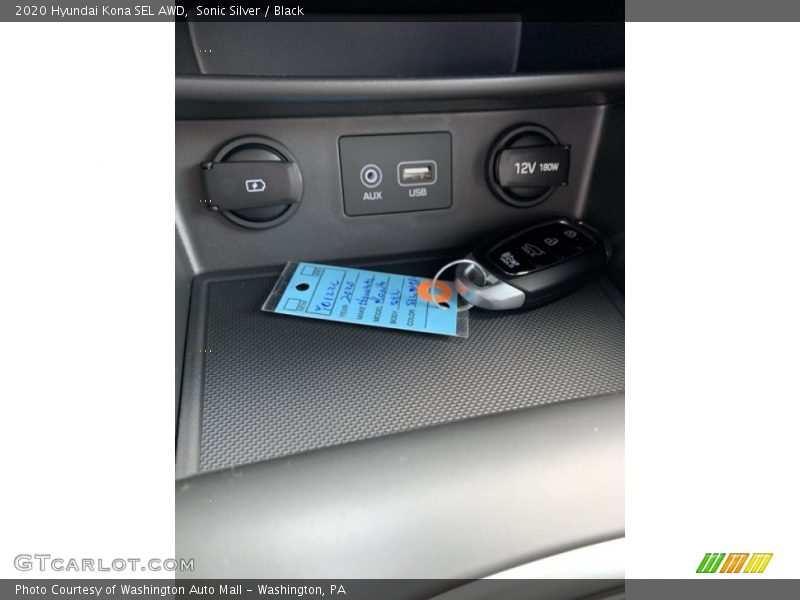 Sonic Silver / Black 2020 Hyundai Kona SEL AWD