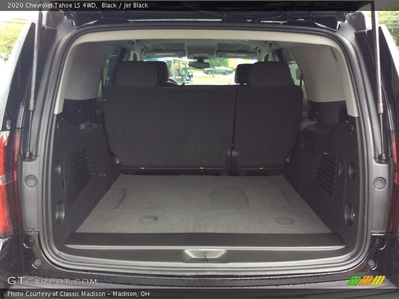  2020 Tahoe LS 4WD Trunk