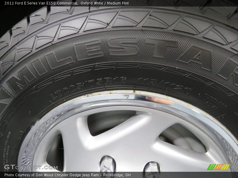 Oxford White / Medium Flint 2011 Ford E Series Van E150 Commercial