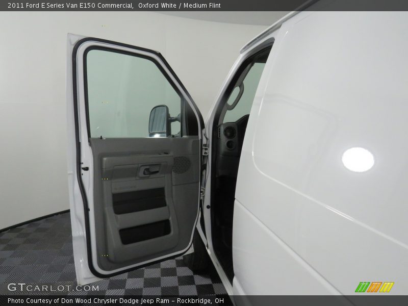 Oxford White / Medium Flint 2011 Ford E Series Van E150 Commercial