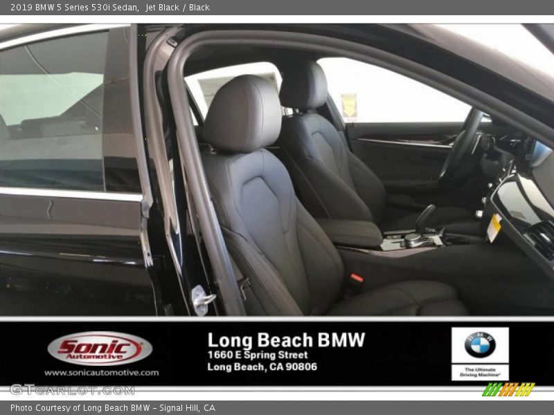 Jet Black / Black 2019 BMW 5 Series 530i Sedan