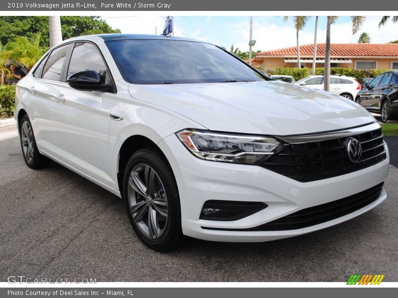 Pure White / Storm Gray 2019 Volkswagen Jetta R-Line