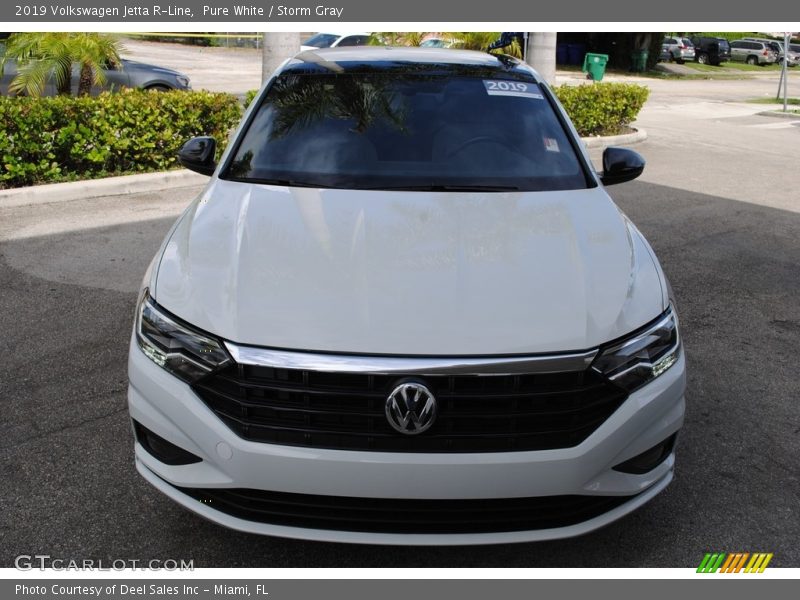 Pure White / Storm Gray 2019 Volkswagen Jetta R-Line