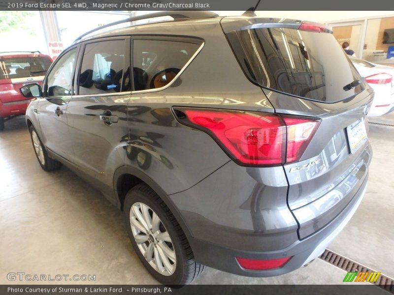 Magnetic / Chromite Gray/Charcoal Black 2019 Ford Escape SEL 4WD
