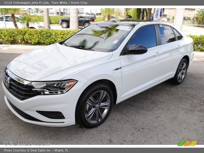 Pure White / Storm Gray 2019 Volkswagen Jetta R-Line