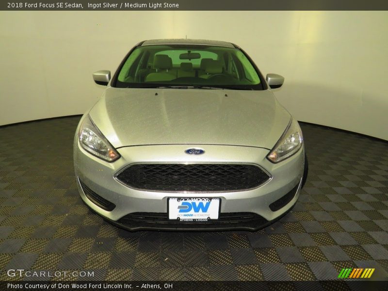 Ingot Silver / Medium Light Stone 2018 Ford Focus SE Sedan