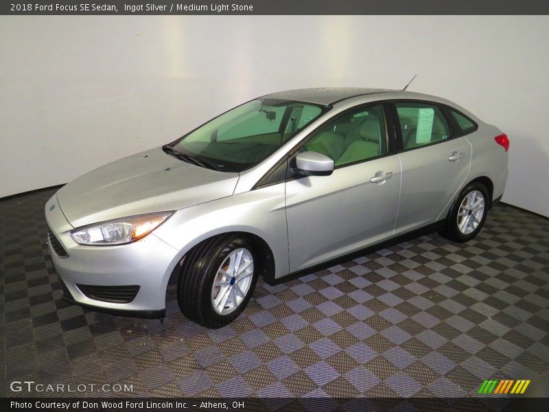 Ingot Silver / Medium Light Stone 2018 Ford Focus SE Sedan