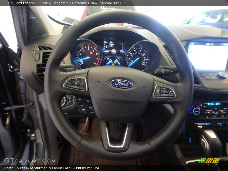 Magnetic / Chromite Gray/Charcoal Black 2019 Ford Escape SEL 4WD