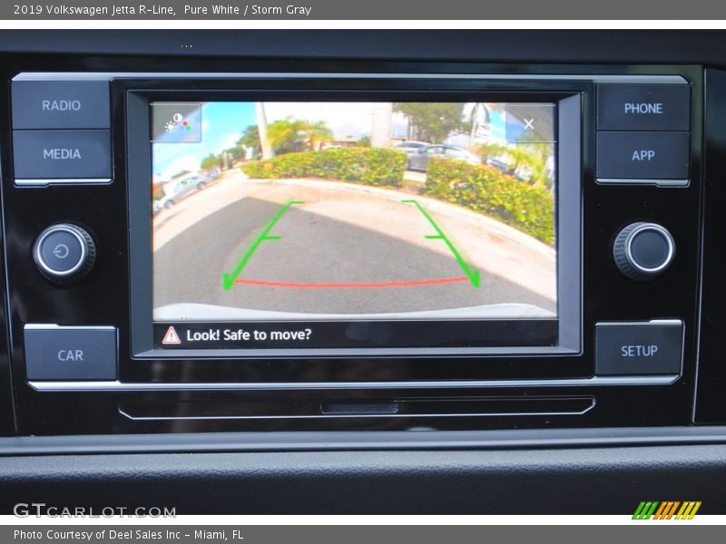Pure White / Storm Gray 2019 Volkswagen Jetta R-Line