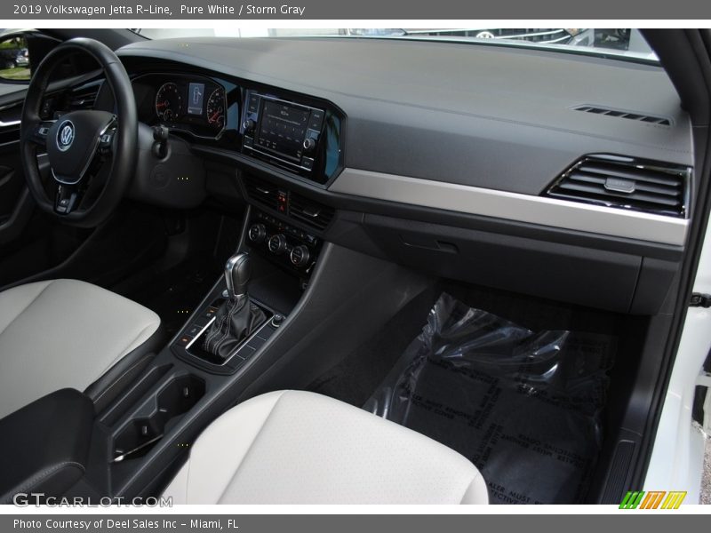 Pure White / Storm Gray 2019 Volkswagen Jetta R-Line
