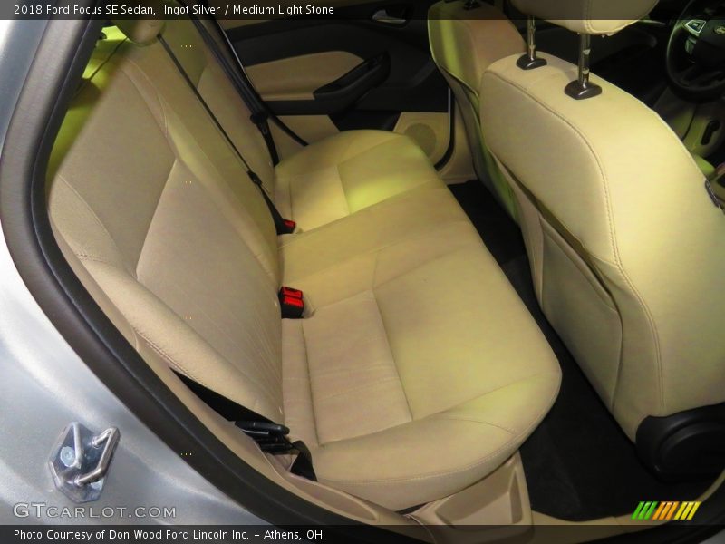 Ingot Silver / Medium Light Stone 2018 Ford Focus SE Sedan