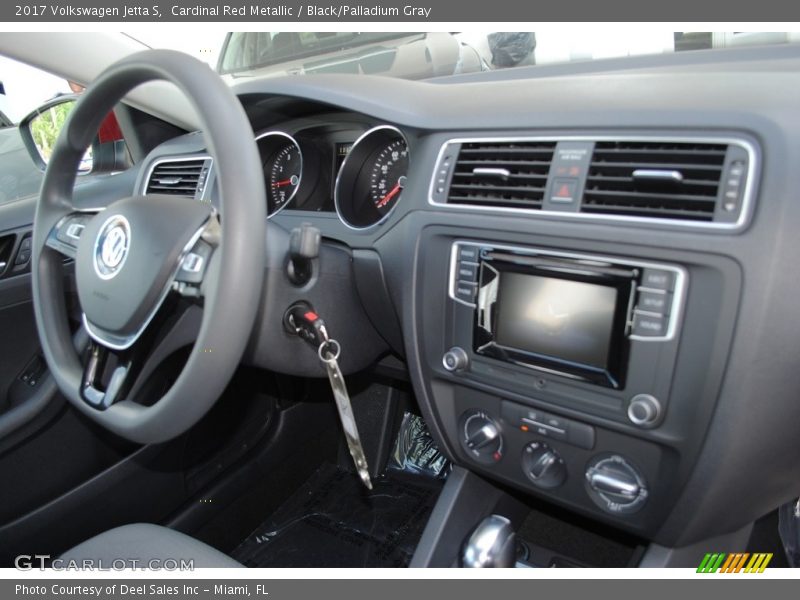 Cardinal Red Metallic / Black/Palladium Gray 2017 Volkswagen Jetta S