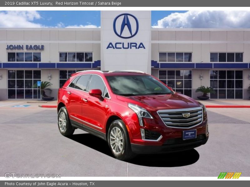 Red Horizon Tintcoat / Sahara Beige 2019 Cadillac XT5 Luxury