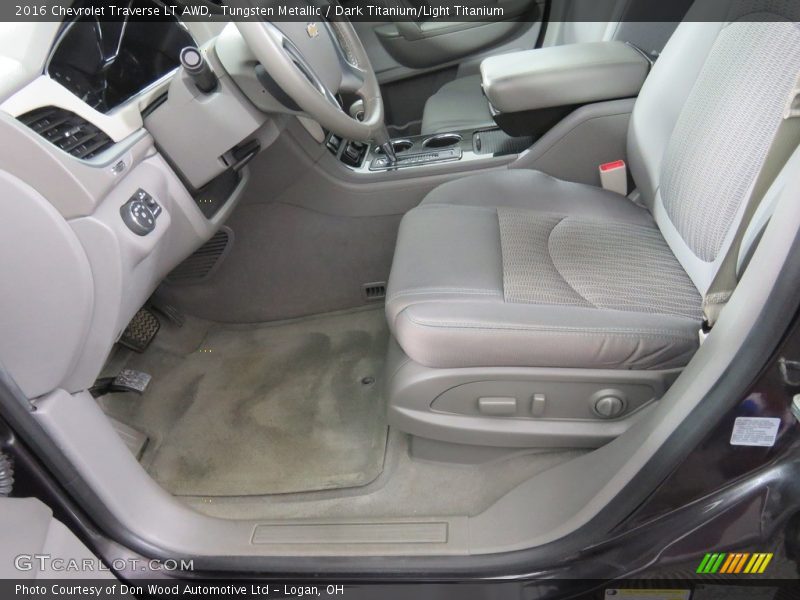 Tungsten Metallic / Dark Titanium/Light Titanium 2016 Chevrolet Traverse LT AWD